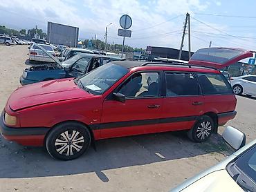 Volkswagen: Volkswagen Passat Variant: 1993 г., Универсал — 2