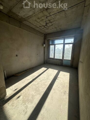 дом в районе аламединского рынка: 2 комнаты, 73 м², Элитка, 6 этаж, ПСО (под самоотделку)