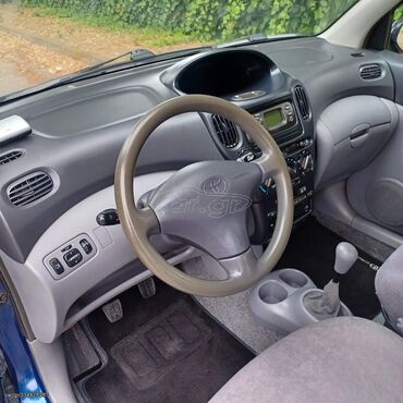 Toyota: Toyota Verso: 1.3 l. | 2002 έ. Χάτσμπακ — 12