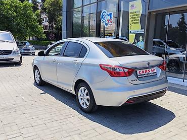 Dongfeng: Dongfeng S30: 1.6 l | 2016 il 400000 km Sedan — 4