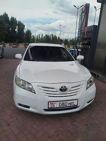 жили машина: Toyota Camry: 2009 г., Автомат, Седан — 1