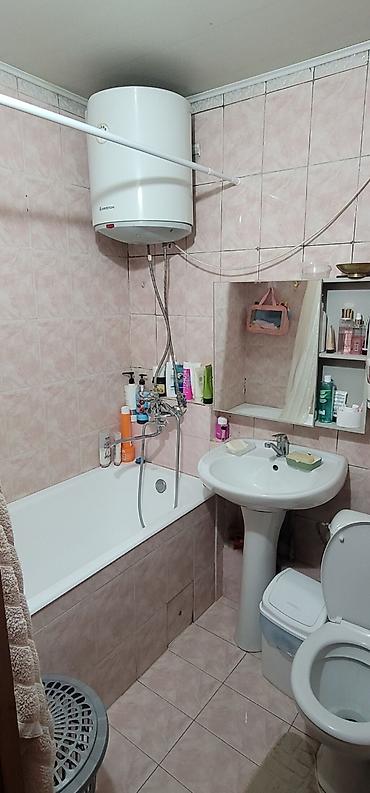 квартиры под ипотеку в бишкеке: 3 комнаты, 56 м², Центральная мечеть 104 серия, 2 этаж, Старый ремонт — 5