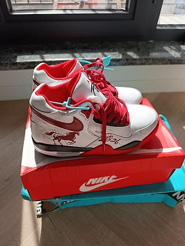 Мырзалардын бут кийими: Nike Air Flight – кроссовки баскетбольного стиля в бело‑красной — 2