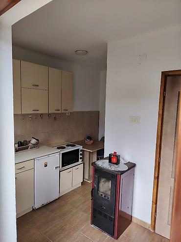 Kuća na dan: Jednosoban prizemni apartman/kućica sa dvorištem u samo centru grada u — 3