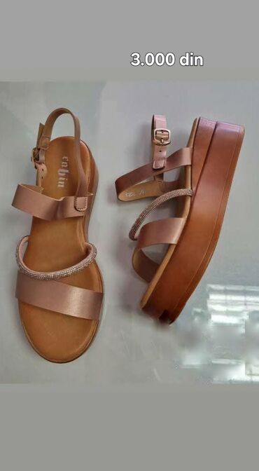cvetic snala: Sandals, Cabin