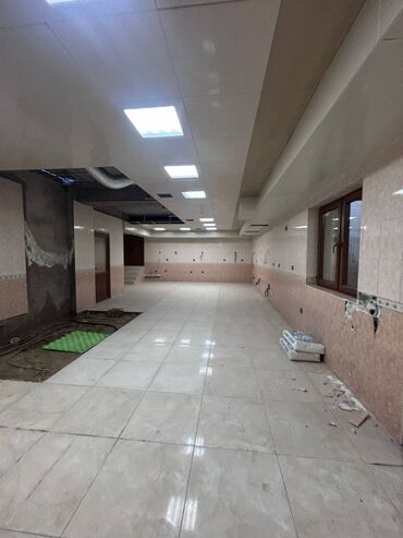 Mənzil kirayələyirəm: 10 otaq, 120 kv. m — 16