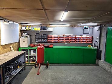 Продажа коттеджей и домов: Продаю Дом. Участок 10 соток. Правильное расположение участка! Площадь — 8