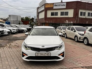 купить маленькую машину недорого: Kia K5: 2018 г., 2 л, Автомат, Газ, Седан