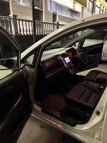 step wgn: Honda Stream: 2005 г., 1.7 л, Автомат, Бензин, Минивэн — 7