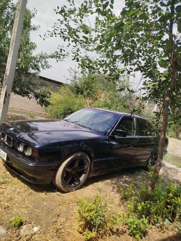 е34 продажа: BMW 5 series: 1993 г., 2 л, Механика, Бензин, Седан