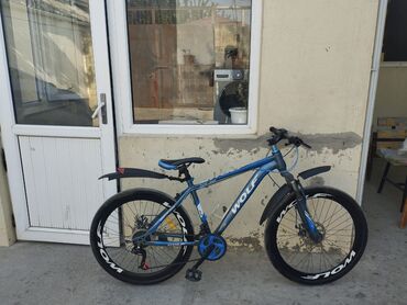 велосипеды от 1 года: İşlənmiş Şəhər velosipedi 26", sürətlərin sayı: 21, Ünvandan götürmə, Ödənişli çatdırılma
