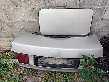 Другие детали кузова: Запчасти Audi (вероятно Audi 80/90 B3/B4, седан/универсал) — разбор — 2