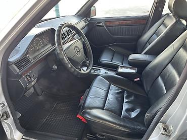 хелена: Mercedes-Benz E-Class: 1993 г., 2.2 л, Автомат, Бензин, Седан — 5