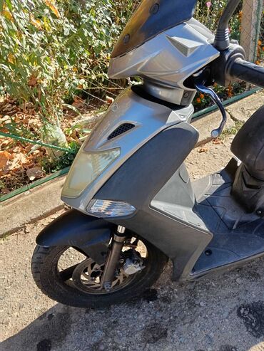 Ostali motocikli i skuteri: Kymco Agility 125 skuter - Zapremina: 125 ccm (serija Agility 125) - — 10