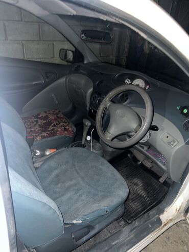 автомобиль витц: Toyota Vitz: 1999 г., 1 л, Автомат, Бензин