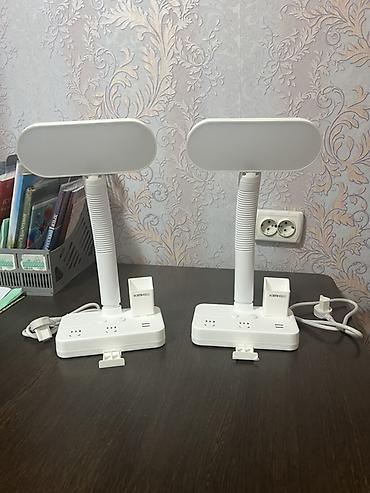 тумбочка для компьютера: Многофункциональная настольная LED‑лампа с сетевым блоком - — 1