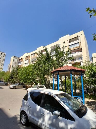 сборные дома в баку: Xətai rayonu, Xətai metrosunun yaxınlığında. Natiq Əliyev küçəsi. 7