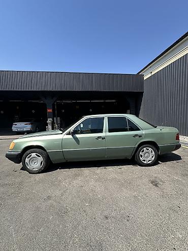 124: Mercedes-Benz W124: 1990 г., 2.3 л, Механика, Бензин, Седан — 1