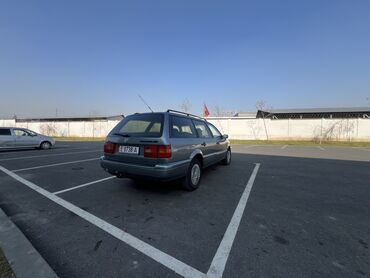 Volkswagen: Volkswagen Passat Variant: 1994 г., 2 л, Механика, Бензин, Универсал — 12