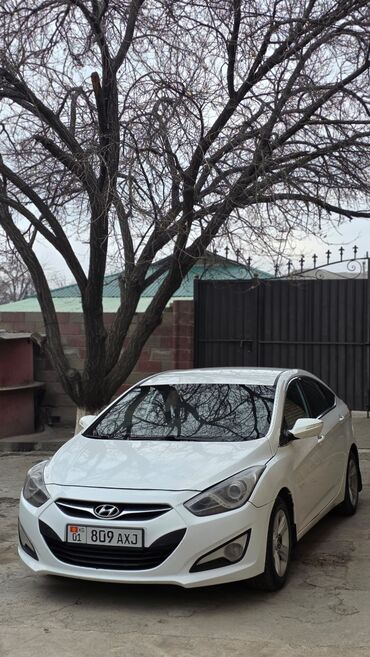 Hyundai: Hyundai i40: 2013 г., 2 л, Автомат, Бензин, Седан at lalafo.kg — 3 Hyundai: Hyundai i40: 2013 г., 2 л, Автомат, Бензин, Седан — 3