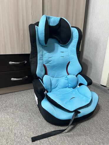 детский кресло: Автокресло, цвет - Голубой, Б/у