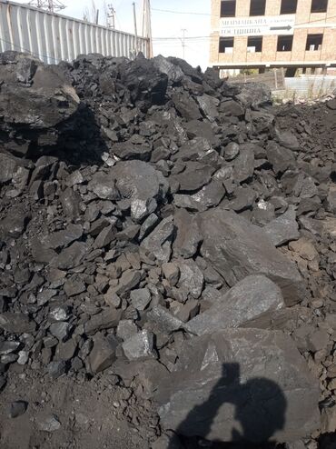 Грунт, чернозем: Уголь