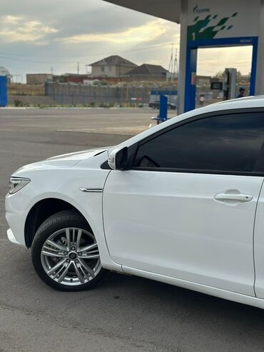 BYD: BYD Qin: 2023 г., Автомат, Электромобиль, Седан — 6