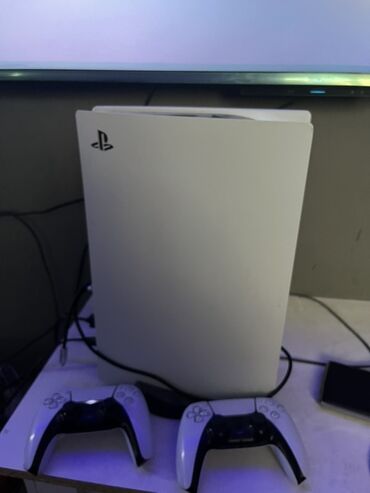 домашний бу компьютер: Игровая консоль Sony PlayStation 5 (белая) Комплектация и