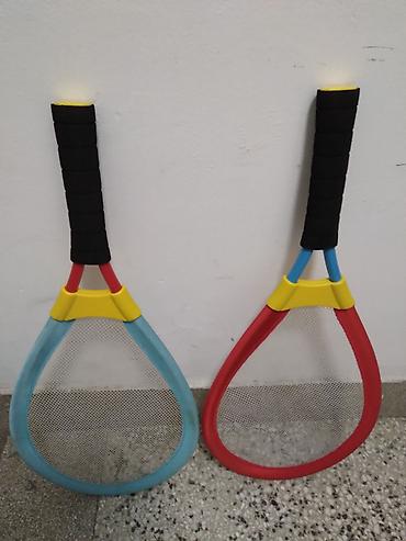 Dečiji reketi za laganu lopticu plasticni duzina ukupno 62 cm