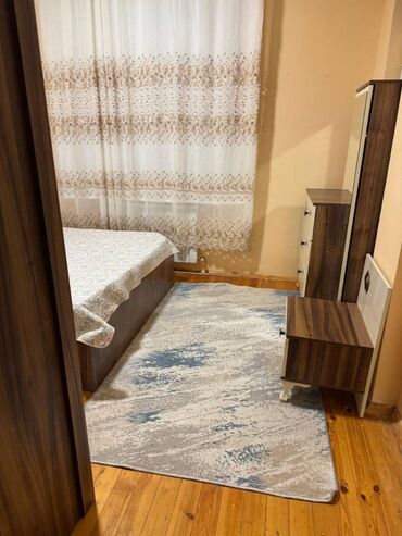 Uzunmüddətli kirayə mənzillər: Xətai Rayonu Əhmədli Metrosunun Çıxışı Yeni Tikili 2 otaq. Mərtəbə - — 4