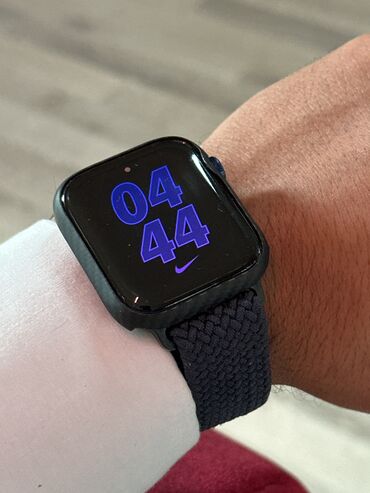 часы с позолотой: Apple Watch series 6, 44 мм, синие, заряд батареи 87 %, Wi-Fi, GPS