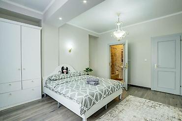 Посуточная аренда квартир: 4 комнаты, Душевая кабина, Постельное белье, Кондиционер — 5