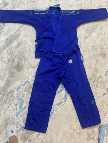 Pencəklər: Kurtka, Bomber, Qış, Adidas