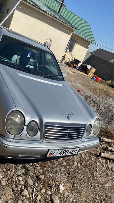 Mercedes-Benz: Mercedes-Benz E-Class: 1995 г., 3.2 л, Автомат, Бензин, Седан — 9