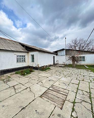 Продажа коттеджей и домов: 🏠Продаётся дом в с. Сокулук, верхняя зона. 🟡Комнаты: 6 🟡Участок: 5,5 — 2