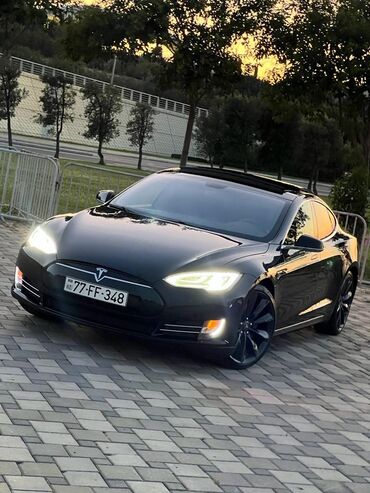 Транспорт: Tesla Model S: 0.1 л | 2013 г. 233000 км Хэтчбэк