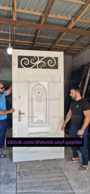 Giriş qapıları: Seyf qapılar Münasib qapılar Dəmir qapı Ev qapıları Çol qapısı -da lalafo.az — 12 Giriş qapıları: Seyf qapılar Münasib qapılar Dəmir qapı Ev qapıları Çol qapısı — 12