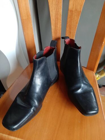 мужские кожаные ботинки: Размер 43. деми.кожа снаружи и внутри. б/у в отличном состоянии