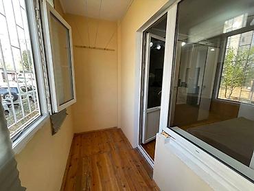 монолитный дом из бетона: 3 комнаты, 74 м², 12 мкр 105 серия, 1 этаж, Косметический ремонт — 8