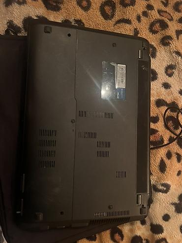 ASUS: ASUS noutbuk 2 Nodbuk birdən 150m - Model: ASUS K53HR (etiketdə — 2