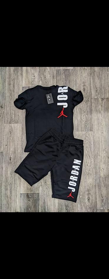 uv majice: Muški komplet kvalitetan vez pamučni M,L,XL,XXL veličine 
3300 din
pb — 2
