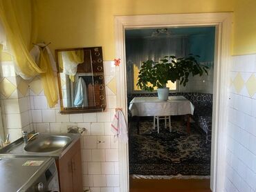 Продажа домов: Дом, 80 м², 6 комнат, Требуется ремонт — 15