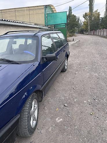 Volkswagen: Volkswagen Passat: 1991 г., 1.8 л, Механика, Бензин, Лифтбек — 6