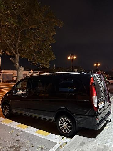 uaz diski: Mercedes-Benz Vito, qara rəng, 7 yerlik minivan. Özəlliklər: - Geniş — 4