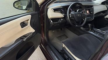 corolla 2018: Toyota Avalon: 2014 г., 2.5 л, Вариатор, Гибрид, Седан — 6
