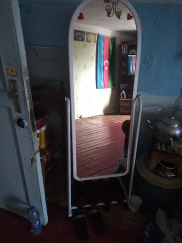 ud al hindi kapsula: Güzgü
