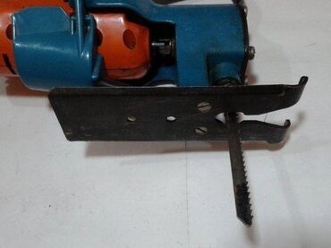 Bušilice: Bušilica sa nastavkom za ubodnu testeru Black & Decker U ponudi — 10