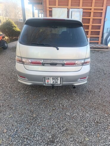 Toyota: Toyota Gaia: 2002 г., 2 л, Автомат, Бензин, Минивэн — 7