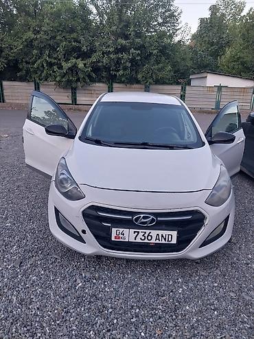 sprinter 4 4: Hyundai i30: 2016 г., 1.6 л, Механика, Бензин, Универсал — 6