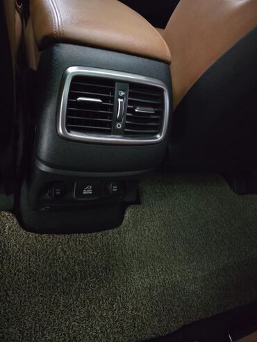 Kia: Kia Sorento: 2019 г., 2 л, Дизель — 16